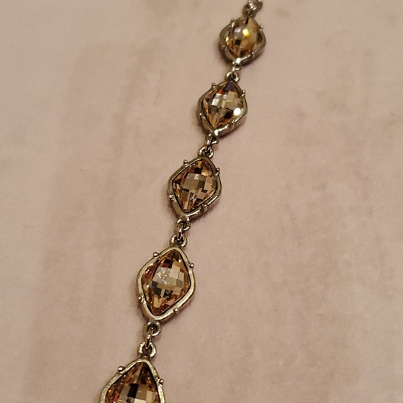 Glitzy Bella women's Swarovski crystal bracelet. - Picture 6 of 6